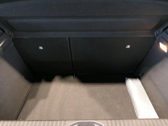 Renault CLIO 1.0 TCe 90 R.S. Line - Vraag naar beschikbaarheid! - Dealer onderhouden! - Cruise - Grootlichtassistent - Camera