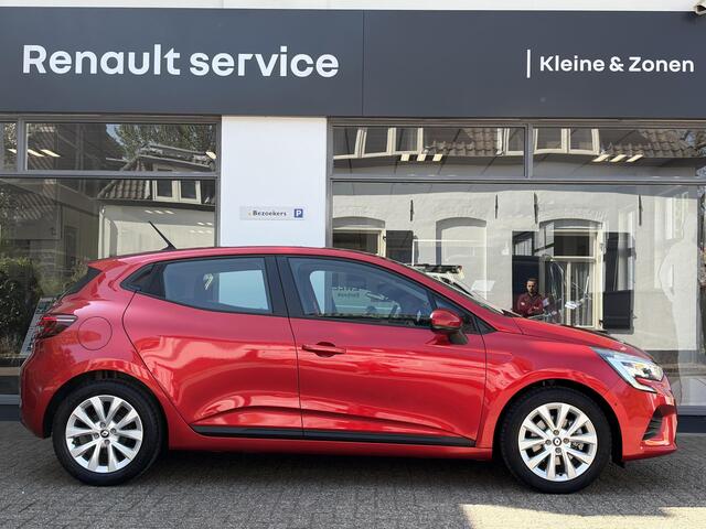Renault CLIO V 1.6 E-Tech Hybrid 145 Evolution Dealeronderhouden | All seasonbanden | Parkeersensoren voor + achter | Premium kleur rouge flamme | Armsteun | Easylink navigatiesysteem | Apple Carplay/Android Auto