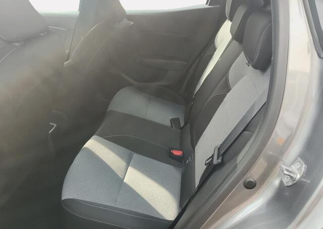 Renault CLIO 1.6 E-Tech Full Hybrid 145 evolution - Navigatie