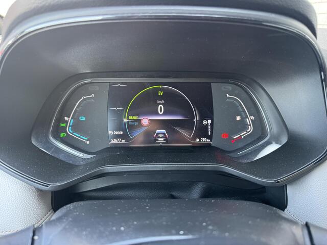 Renault CLIO 1.6 E-Tech Hybrid 140 Initiale Paris | Afneembare Trekhaak | Apple CarPlay + Android Auto | Achteruitrijcamera | Stoel + Stuurverwarming |