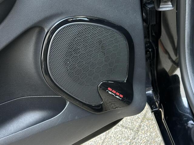 Renault CLIO Estate 0.9 TCe Limited | NL Auto/2e Eig./Navi/Airco/Cruise/DAB/Apple CarPlay-Android Auto