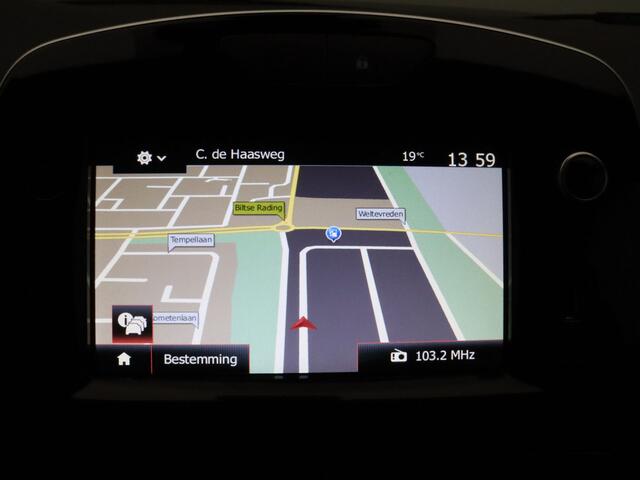 Renault CLIO Estate TCe Intens 90pk Camera | Cruise | Navi | Parkeersens. v+a