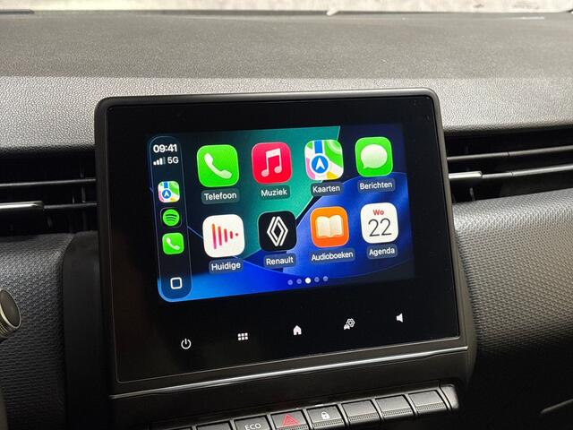 Renault CLIO 1.6 E-Tech Hybrid 140 Sport 140Pk Automaat (VIRTUAL COCKPIT, APPLE CARPLAY, GROOT NAVI, LM VELGEN, GETINT GLAS, SPORTSTOELEN, PARKEERSENSOREN, CRUISE, NIEUWE APK, NIEUWSTAAT)