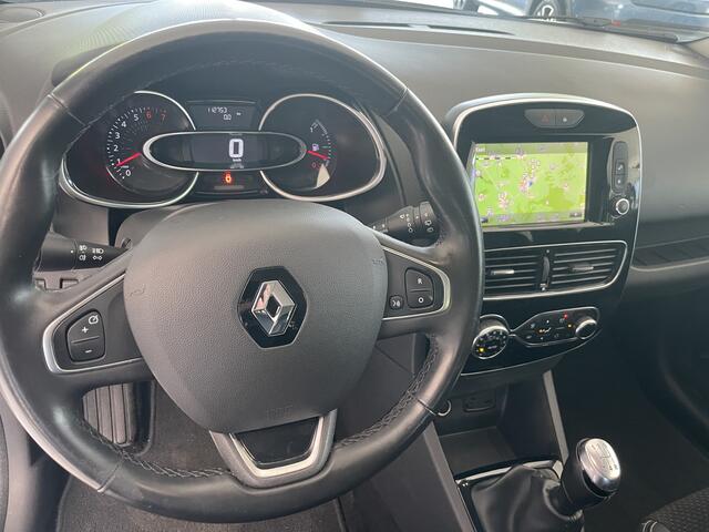 Renault CLIO Estate 0.9 TCe Intens Airco - Achteruitrijcamera - Parkeersensor achter - Navigatie - Cruise control - Dakrails - Licht metalen velgen 16 inch - Led verlichting - Elektrische ramen - Keyless entry/ start - Bluetooth - Stuur multifunctioneel - Stuur leder 