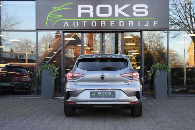 Renault CLIO 1.6 E-Tech Full Hybrid 145 esprit Alpine