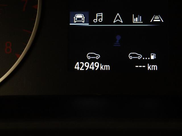 Renault CLIO TCe Evolution 90pk Airco | Cruise | Navi | Parkeersens. achter