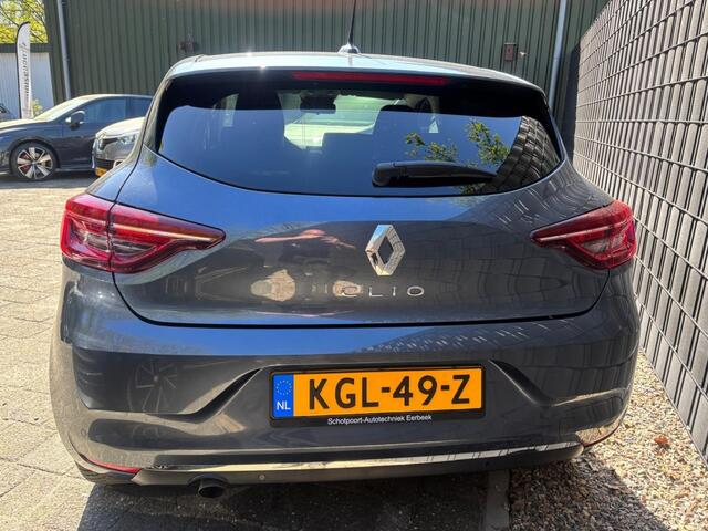 Renault CLIO 1.3 TCE INTENS