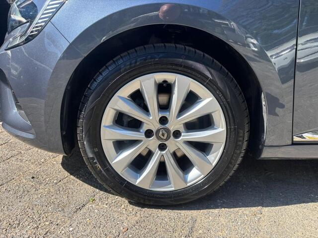 Renault CLIO 1.3 TCE INTENS