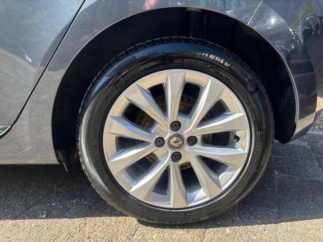 Renault CLIO 1.3 TCE INTENS