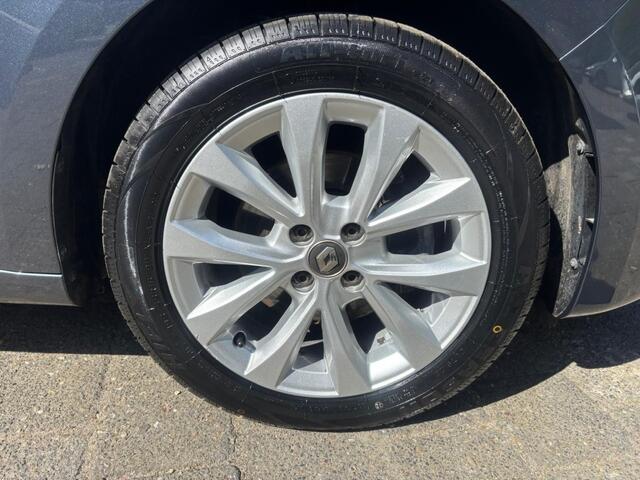 Renault CLIO 1.3 TCE INTENS