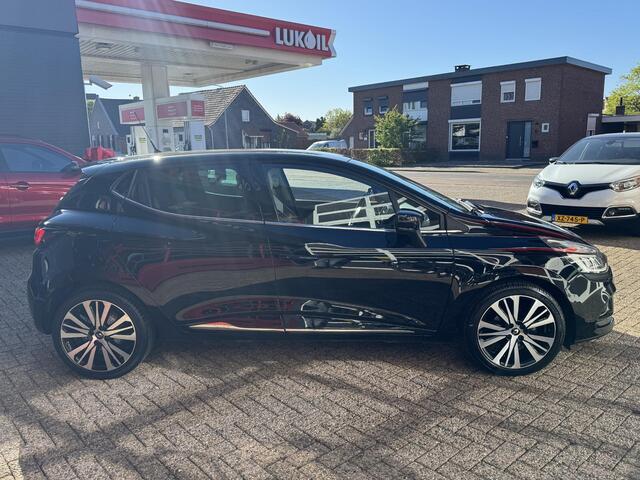 Renault CLIO 1.2 TCe Initiale Paris *AUTOMAAT/BOSE/LEDER/CRUISE*