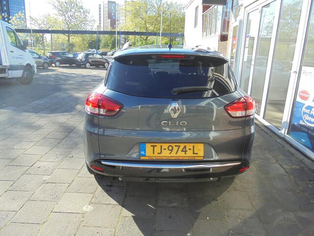 Renault CLIO Estate 1.2 TCe Limited Airconditioning, Audiosysteem, Boordcomputer, Navigatiesysteem, Park Controle Achter