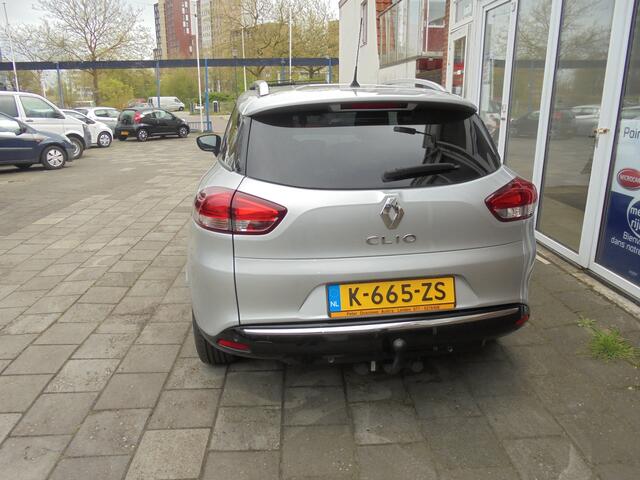 Renault CLIO 1.2 Estate 1.2 TCe Limited Trekhaak, Achteruitrij hulp, Airconditioning, Boordcomputer, Audiosysteem, Elektrische ramen, Navigatie