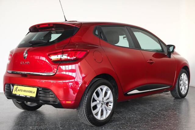 Renault CLIO 0.9 TCe Limited / Lichtmetaal / Navi / 4S band / Airco