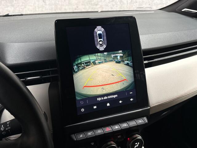 Renault CLIO 1.0 TCe Initiale Paris (VIRTUAL COCKPIT, APPLE CARPLAY, GROOT NAVI, LEDER, STUUR/STOELVERWARMING, CAMERA, SPORTSTOELEN, KEYLESS, GETINT GLAS, LM VELGEN, ZWART HEMEL, NIEUWSTAAT)