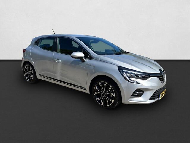 Renault CLIO 1.6 E-Tech Hybrid 145 Techno CRUISE / CAMERA / GROOT NAVI