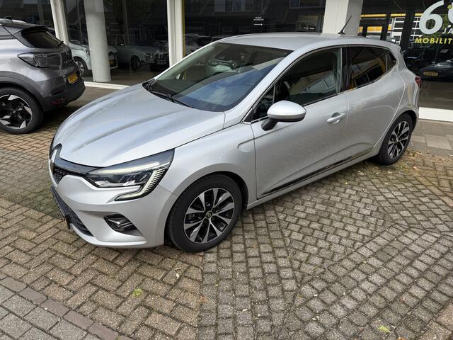 Renault CLIO 1.0 TCe Intens CAMERA TREKHAAK LICHTM.VELGEN PARK.SENSOREN CPV AIRCO ECC