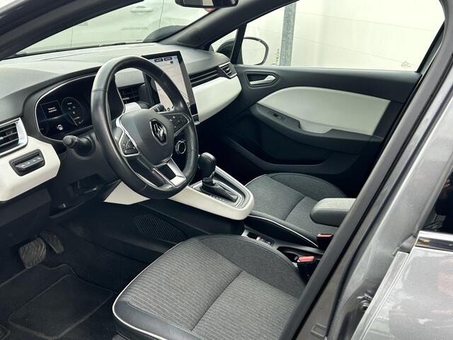 Renault CLIO 1.6 E-Tech Hybrid 145 Techno | Navigatie | Camera | Verwarmbare voorstoelen & Stuurwiel | Climate Control |