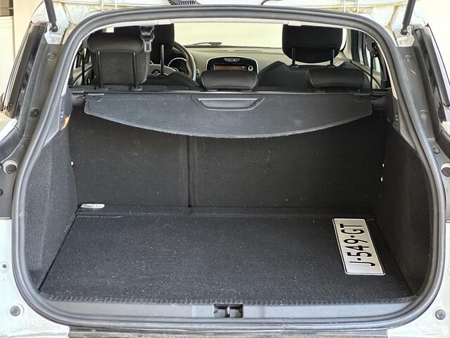 Renault CLIO Estate 0.9 TCe Limited ALL-SEASON BANDEN | PARKEERSENSOREN ACHTER | AIRCO | NAVIGATIE |