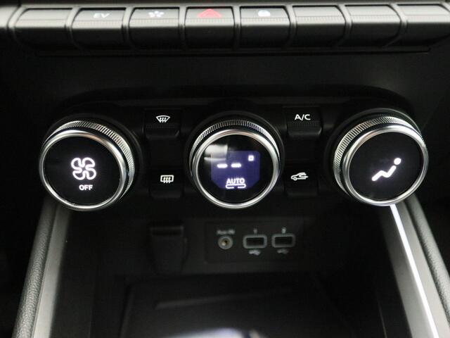 Renault CLIO E-Tech Hybrid 140 Intens | Automaat | Climate Control | Apple Carplay/Android Auto | Cruise Control | lederen/stof bekleding | LED koplampen | lichtmetalen velgen 16" |