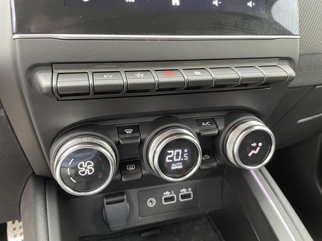 Renault CLIO 1.6 E-Tech Full Hybrid 145 Esprit Alpine | Navigatie | Climate Control | Cruise Control | Lichtmetalen velgen 17" | Apple Carplay/Android Auto