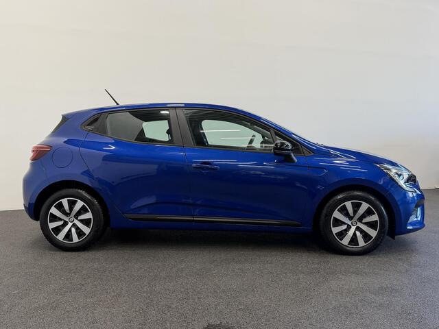 Renault CLIO 1.0 TCe 90 Equilibre Airco Navigatie Cruise Control Full LED Carplay Premium Color NL Auto met historie!