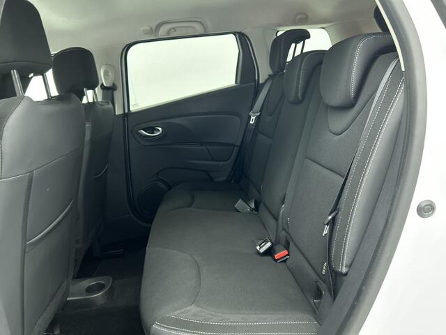 Renault CLIO Estate 0.9 TCe Limited 90PK / Pdc. / Airco / Navigatie / Radio multimedia / Apk 02-2026