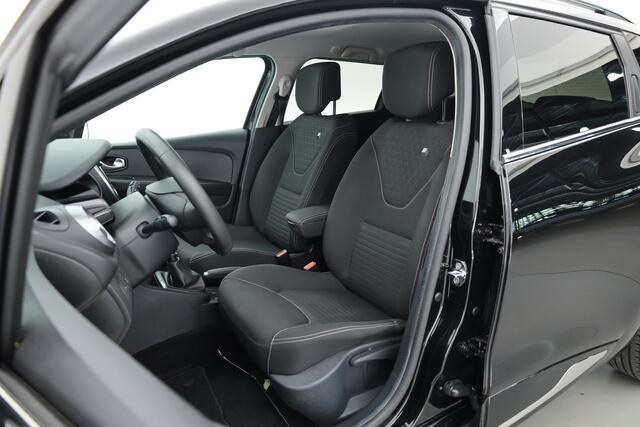 Renault CLIO Estate 1.2 TCe Limited 120 pk | Trekhaak | Cruise Control | Bluetooth | Airco | PDC+A | DAB | Navi