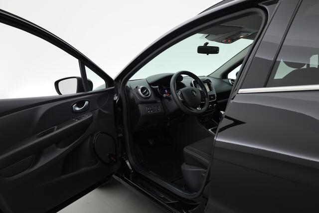 Renault CLIO Estate 1.2 TCe Limited 120 pk | Trekhaak | Cruise Control | Bluetooth | Airco | PDC+A | DAB | Navi