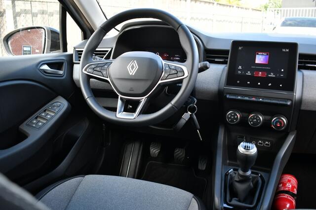 Renault CLIO 1.0 TCe 90pk 2025 7500KM Carplay | DAB | LED