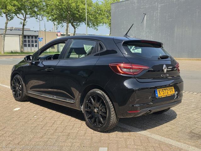 Renault CLIO 1.0 TCe Zen Carplay/Cruise/PDC/Navi ?