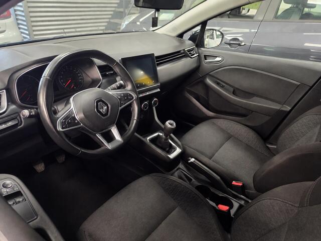 Renault CLIO 1.0 TCe Zen Carplay/Cruise/PDC/Navi ?