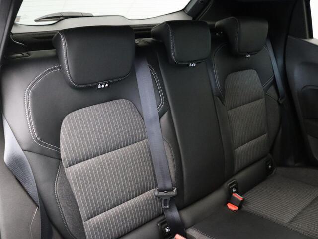 Renault CLIO 1.0 TCe 90 Techno | 17"' LMV | Cruise control | Climate Control | Navigatie | Achteruitrijcamera |