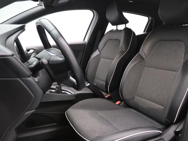 Renault CLIO TCe 100pk Intens Apple Carplay/Android Auto