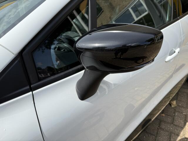 Renault CLIO 0.9 TCe Limited NAVIGATIE AIRCO LICHTM.VELGEN PARK.SENSOREN