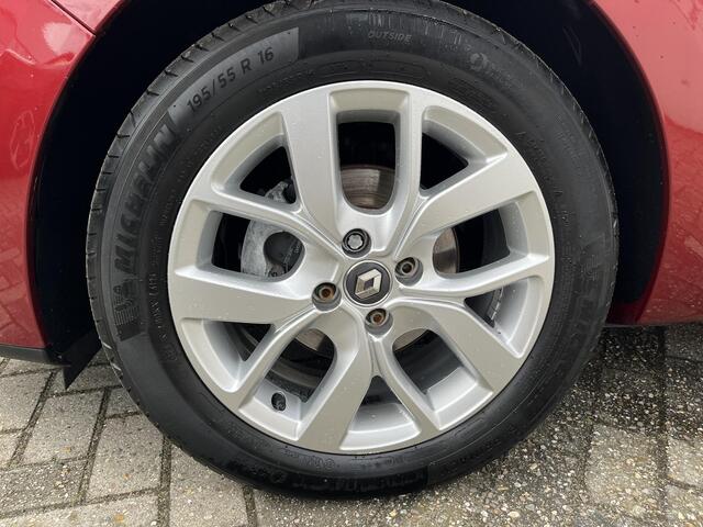 Renault CLIO TCe 90 Limited l AIRCO l NAVIGATIE l PARKEERSENSOREN l DEALER ONDERHOUDEN