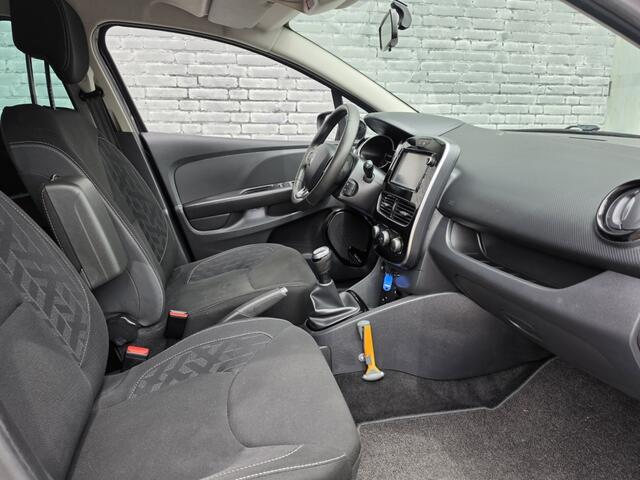 Renault CLIO 0.9 TCe Limited Navi/Cruise/Airco/PDC ?