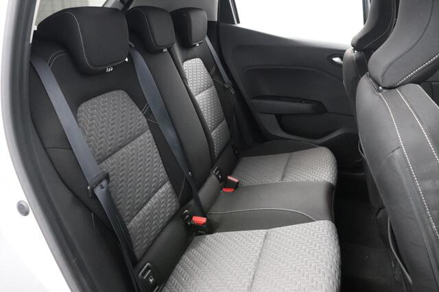 Renault CLIO 1.0 TCe 90 Evolution | Navigatie | 16"velgen | Parkeersensoren |