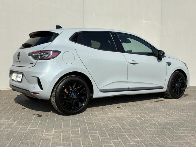 Renault CLIO 1.6 E-Tech Full Hybrid 145 esprit Alpine / Adaptief Cruise Control / Achteruitrijcamera / Dodehoek Detectie / Apple Carplay & Android Auto / Navigatie /