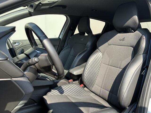 Renault CLIO 1.6 E-Tech Full Hybrid 145 esprit Alpine / Adaptief Cruise Control / Achteruitrijcamera / Dodehoek Detectie / Apple Carplay & Android Auto / Navigatie /