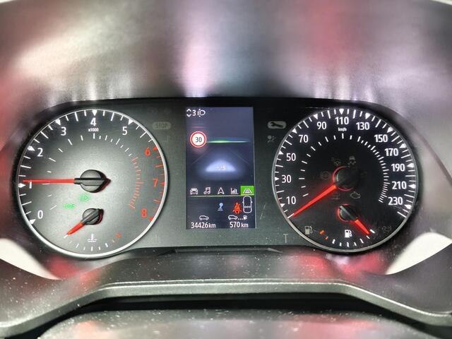 Renault CLIO 1.0 TCe 90 Evolution | All-Season banden | Navigatie | Cruise Control | Parkeersensoren |