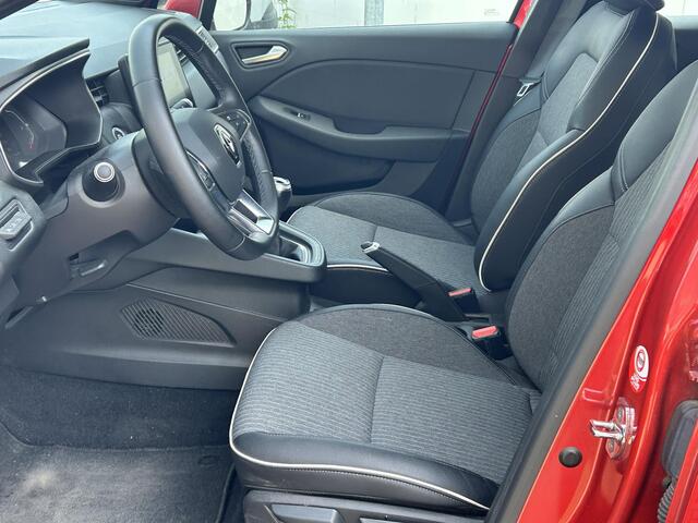Renault CLIO 1.0 TCe Intens | Navigatie | Parkeersensoren Achter | Cruise Control | Climate Control |