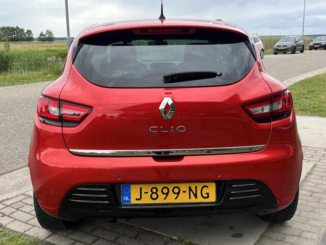 Renault CLIO 0.9 TCe Intens / Parkeerhulp.A / Climate / Keyless / Navigatie / Elek.Ramen V+A / LMV /