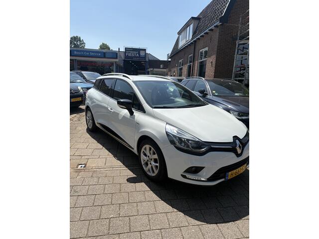 Renault CLIO Estate 0.9 TCe Limited Mooie complete auto met navigatie en cruise control en een trekhaak