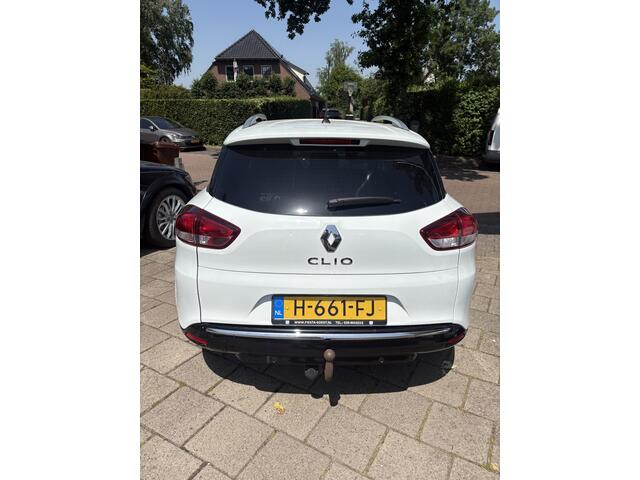 Renault CLIO Estate 0.9 TCe Limited Mooie complete auto met navigatie en cruise control en een trekhaak
