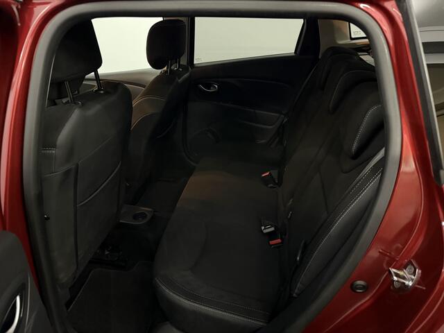 Renault CLIO Estate 0.9 TCe Limited Airco, Navi, Parkeersensoren, Keyless start, Cruise control, A start stop, Lichtmetalen velgen .