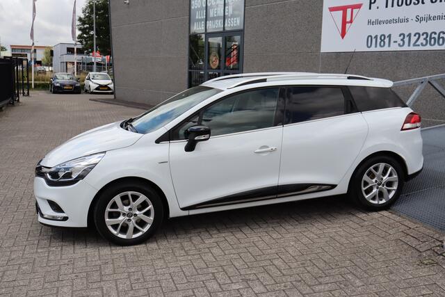 Renault CLIO Estate 0.9 TCe Limited Nederlandse auto! Navigatie/Parkeersensoren/Cruise control/Keyless/Bluetooth/Airco/Bass reflex audio/Elektrische ramen/Elektrisch verstelbare spiegels/16'' Lichtmetalen velgen.