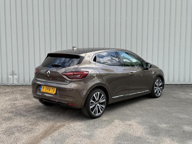 Renault CLIO 1.6 E-Tech Hybrid 140 Initiale Paris | 360 Graden Camera | Bose Audiosysteem | Stoel- & Stuurverwarming | Leder