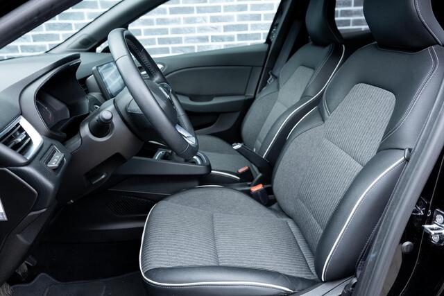 Renault CLIO 1.0 TCe 90 Intens | Navigatie | Apple Carplay | Android Auto | Achteruitrijcamera | Parkeersensoren | Keyless Entry | Cruise Control | LED Koplampen | Lichtmetalen Velgen 16 inch