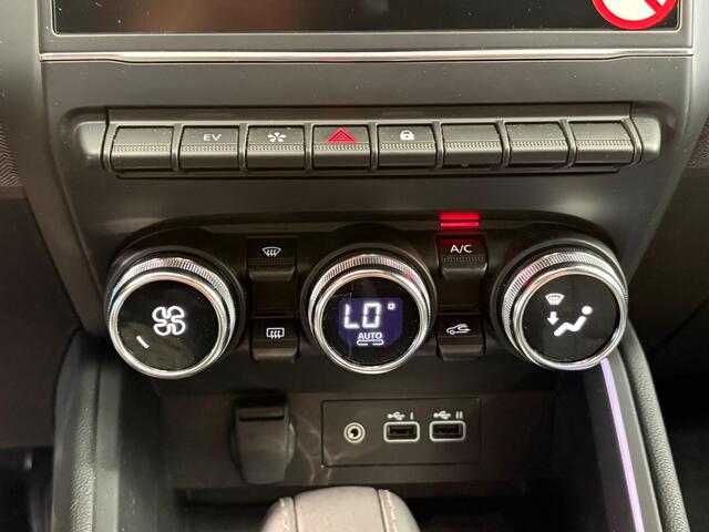 Renault CLIO 1.6 E-Tech Full Hybrid 145 techno | Navigatie | Camera | Climate control |